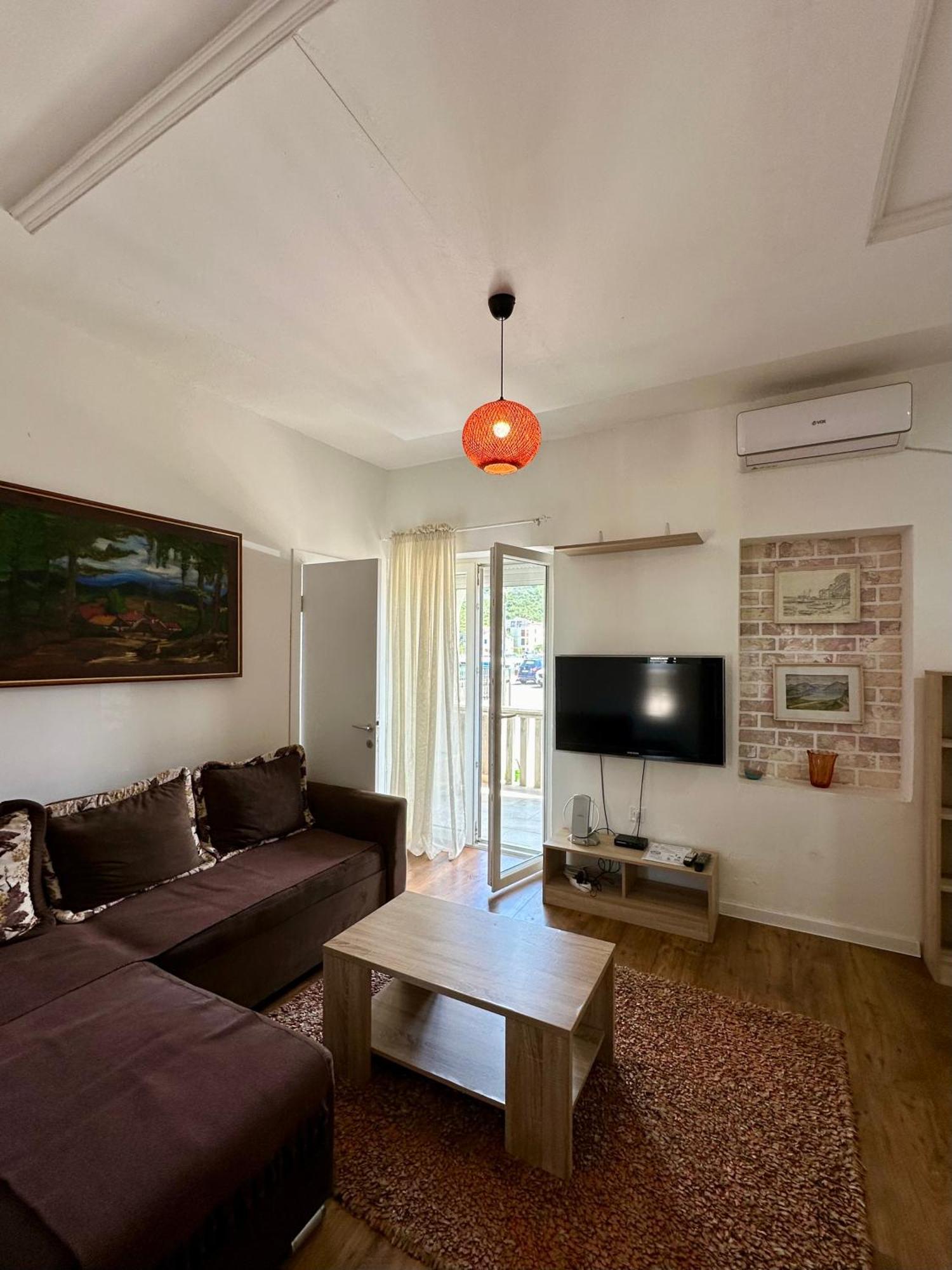 Villa Nela Tivat Eksteriør bilde
