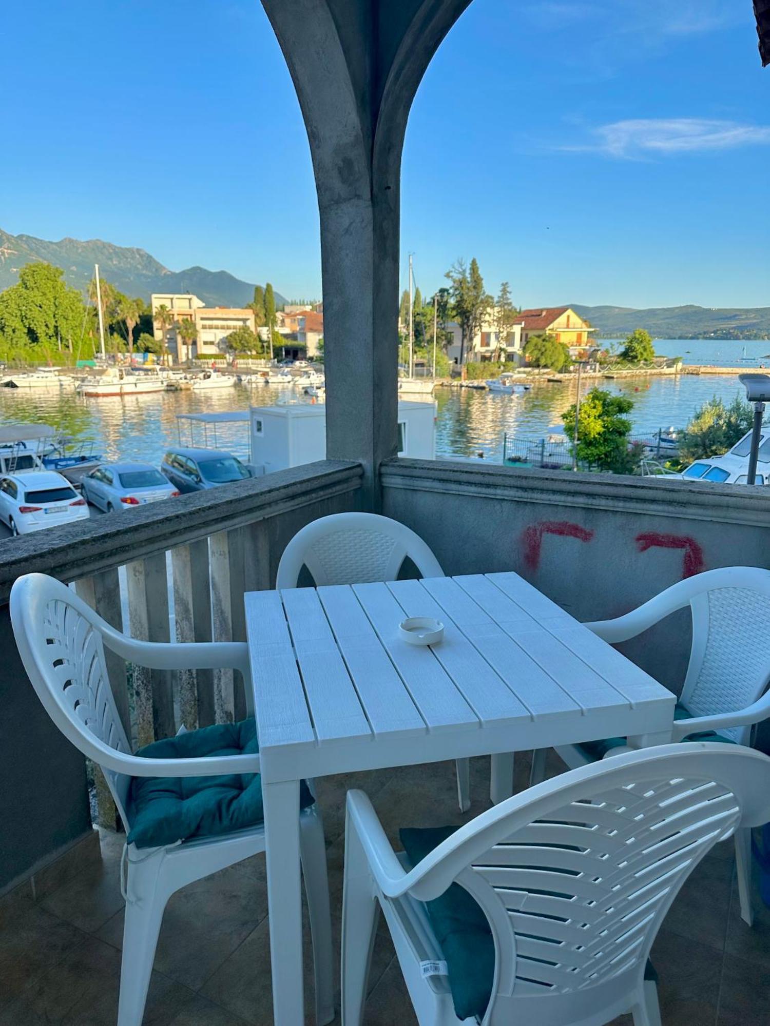 Villa Nela Tivat Eksteriør bilde